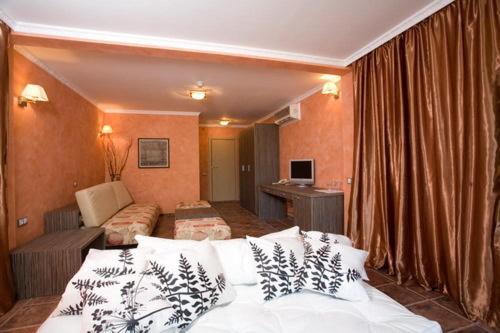 Rusalka Holiday Village Resort Kamen Bryag