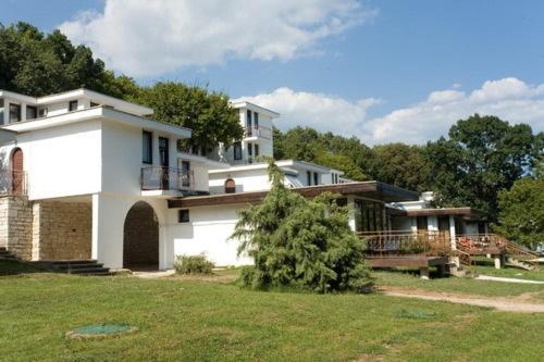 Rusalka Holiday Village 3*
